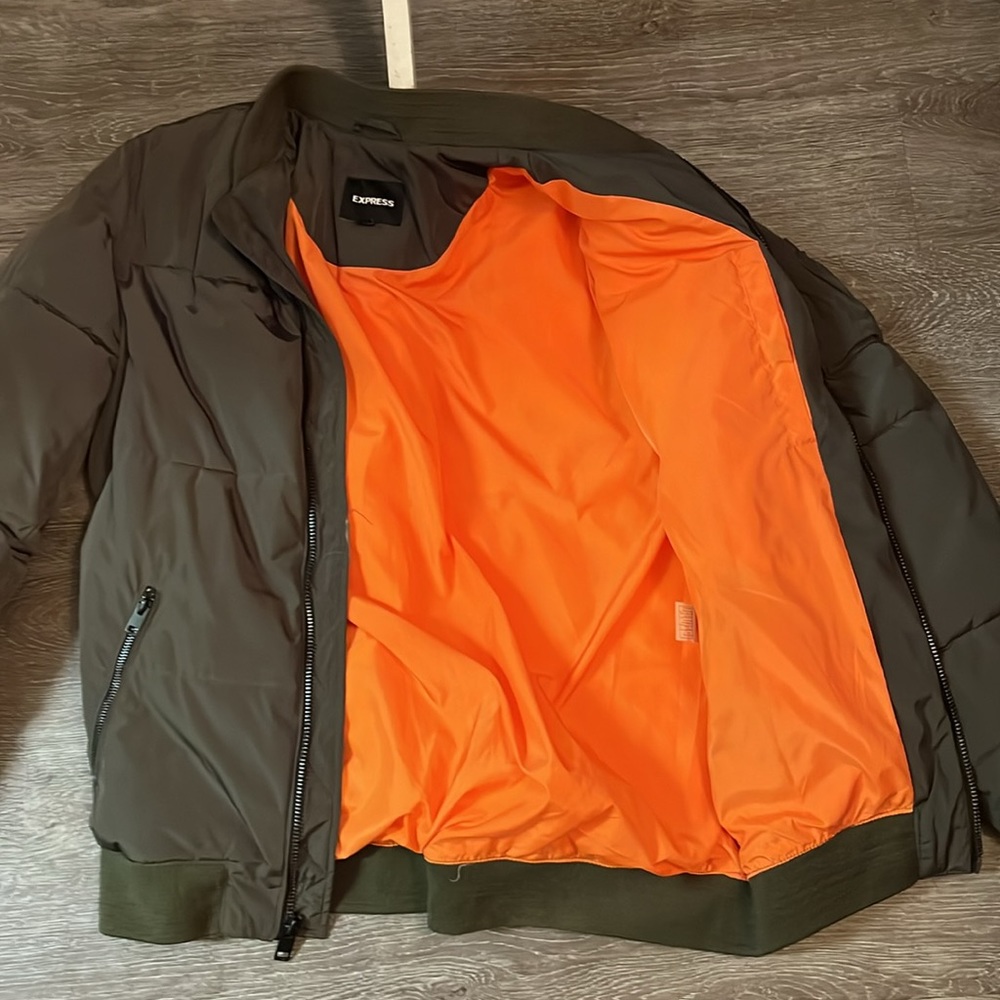 Express Bomber Jacket! Insulated! - image 4